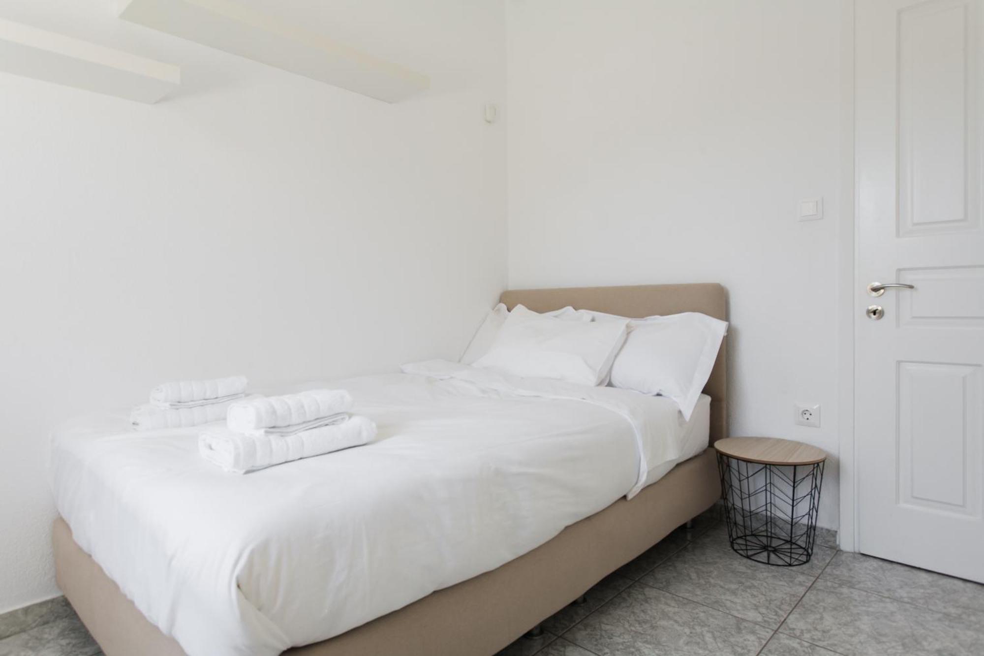 Legrena Beach House Sounion Room photo