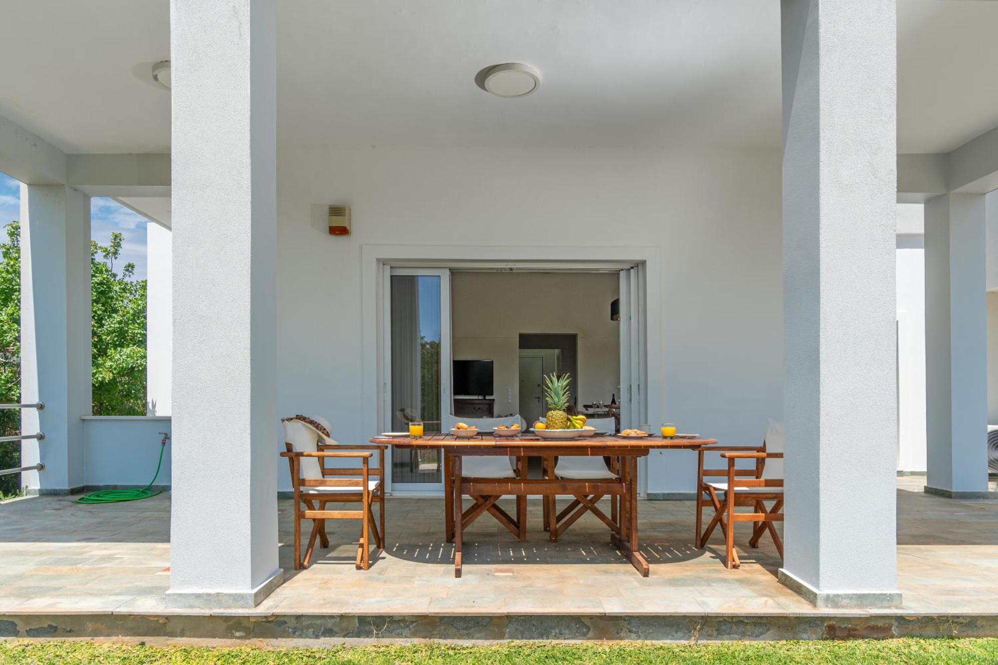 Legrena Beach House Sounion Room photo